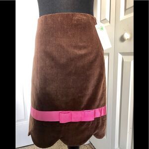 Beautiful NWT skirt by Molly B size 6